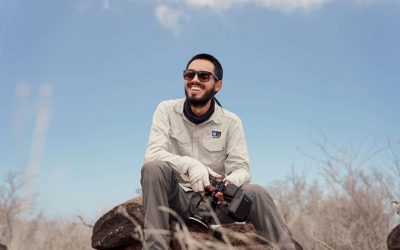 Joshua Vela, alumni PUCE, es la mirada de NatGeo en Galápagos