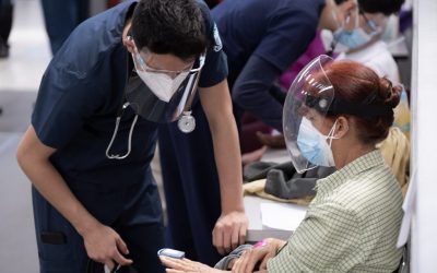 PUCE concluirá la tercera fase de vacunación contra COVID-19