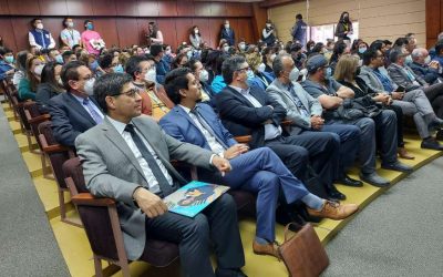 Asamblea Nacional y PUCE presentan conversatorio sobre carrera sanitaria