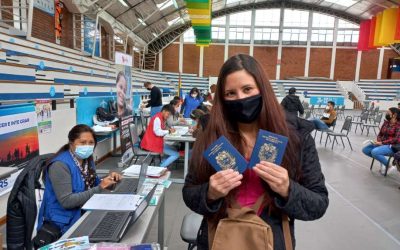 En la PUCE se entregan 7.800 pasaportes y prórrogas