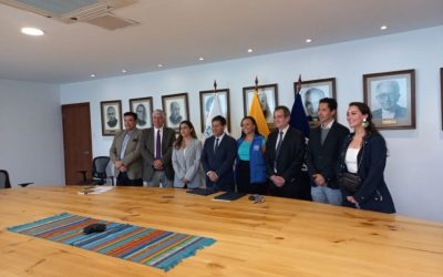 La PUCE y la OIM Ecuador firmaron convenio