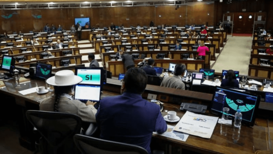 Ecuador en Vivo: Asamblea avanza en estudio del proyecto de Ley de Carrera Sanitaria Destacado.
