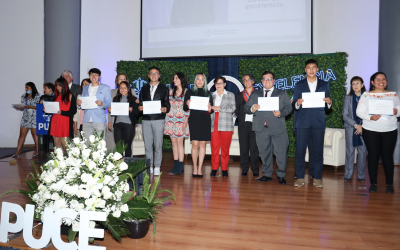 Los mejores estudiantes de la PUCE reciben beca