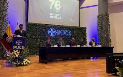 La PUCE conmemoró sus 76 años de vida institucional