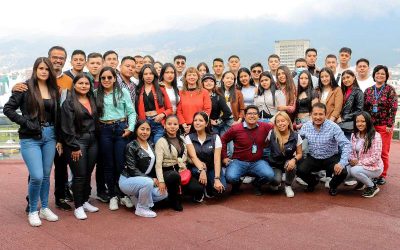 Estudiantes Universidad Mariana de Colombia visitan PUCE