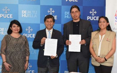 PUCE y Signis Ecuador firman convenio de cooperación