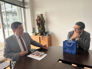 CES, transformación, PUCE