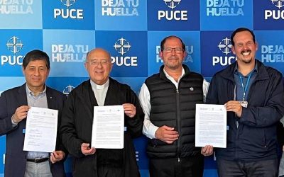 PUCE firma convenio para trabajar por pueblos panamazónicos