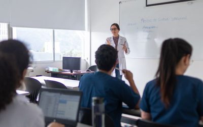 Participa en el III Congreso Internacional de Educación de la PUCE