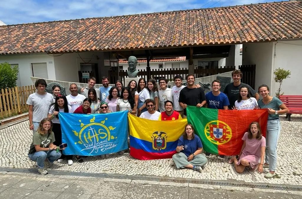 Jóvenes de todo el mundo reavivaron su compromiso espiritual en Portugal