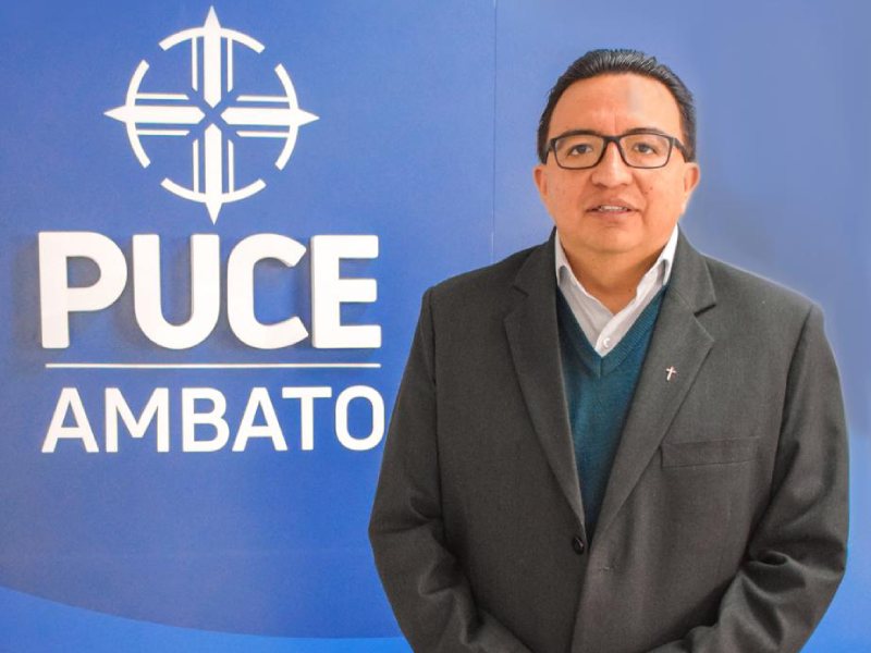 El Padre Juan Carlos Acosta es el nuevo prorrector de PUCE Ambato
