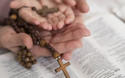 Semana Santa: un camino de luz a través de la Cruz