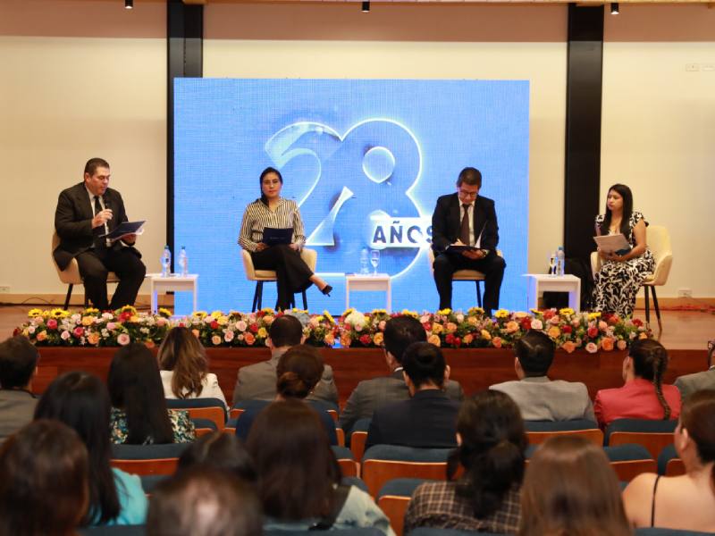 PUCE Manabí celebra 28 años de trayectoria académica y expansión