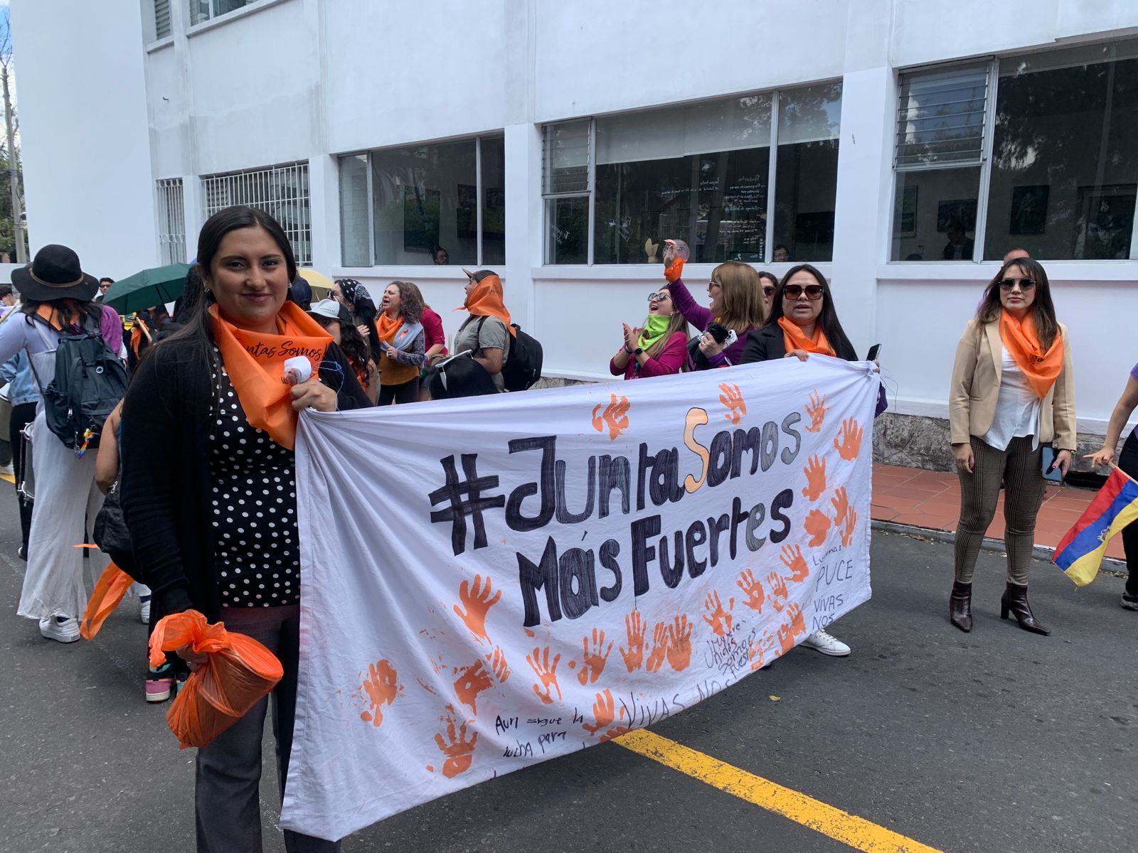 25N: vivir seguras es un derecho no un privilegio. 