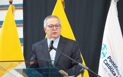 Nuevo rector de la PUCE: ¿quién es Carlos Ignacio Man-Ging?