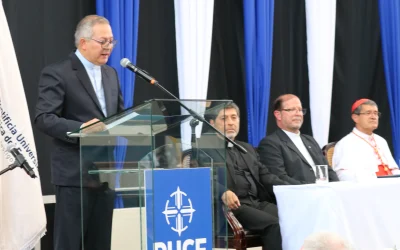 El P. Carlos Ignacio Man-Ging, S.J., asume el rectorado de la PUCE con un llamado a construir puentes