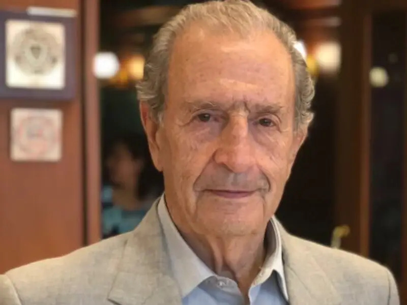 Rodrigo Borja Cevallos y su legado en la vida institucional del país