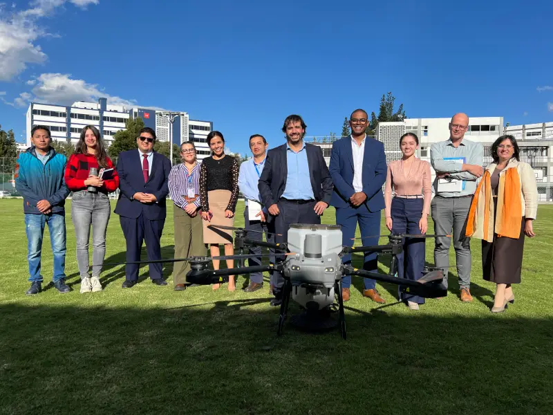 PUCE y Arca Continental impulsan alianza para formación y sostenibilidad 