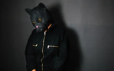 De incels a therians: ¿qué pasa con la identidad de los jóvenes? 