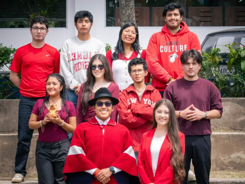 De wambras para wambras: estudiantes que abren espacios y conectan voces